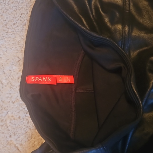 Spanx Faux Leather Leggings - Picture 2 of 3